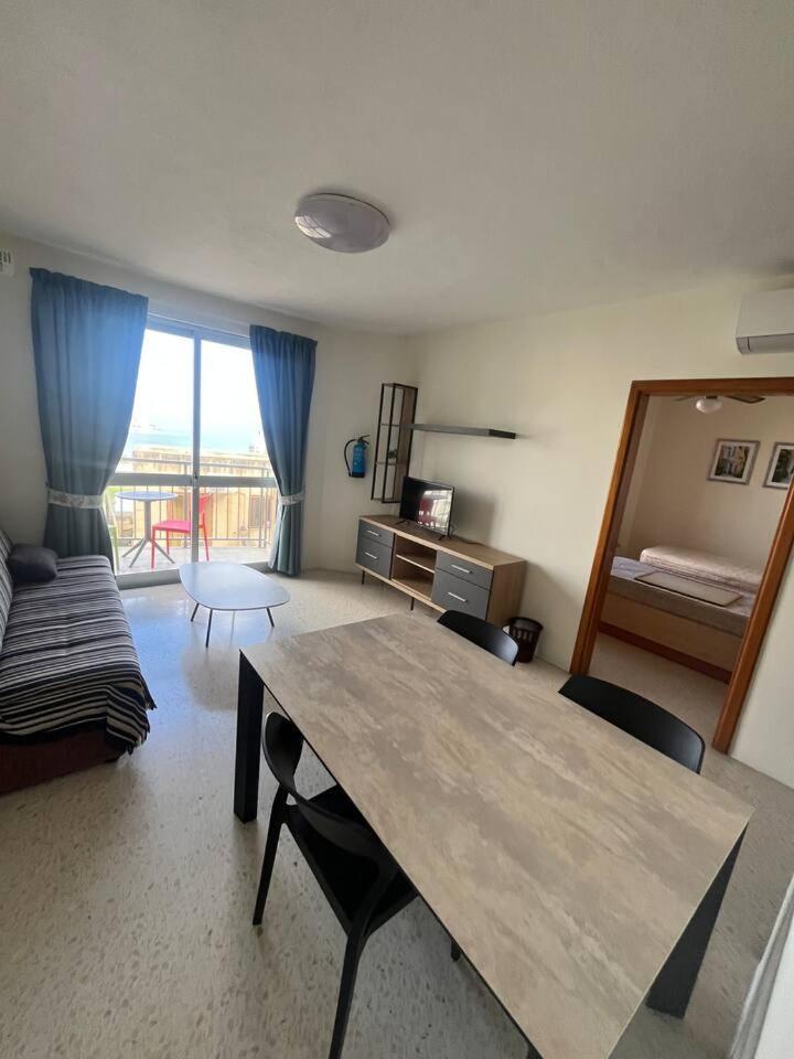 1 Bedrm Apt Seaview Balluta Bay Сент Джулианс Экстерьер фото